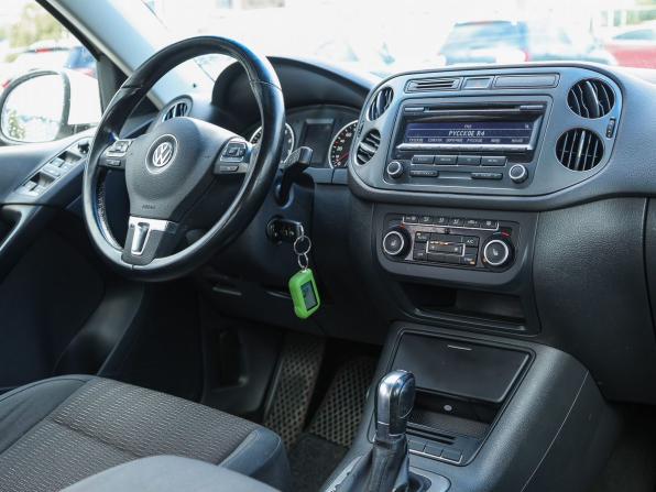 Volkswagen Tiguan I Рестайлинг с пробегом 2013 года, цена 1 059 000 рублей, 242019 км, внедорожник, Автокод Объявления