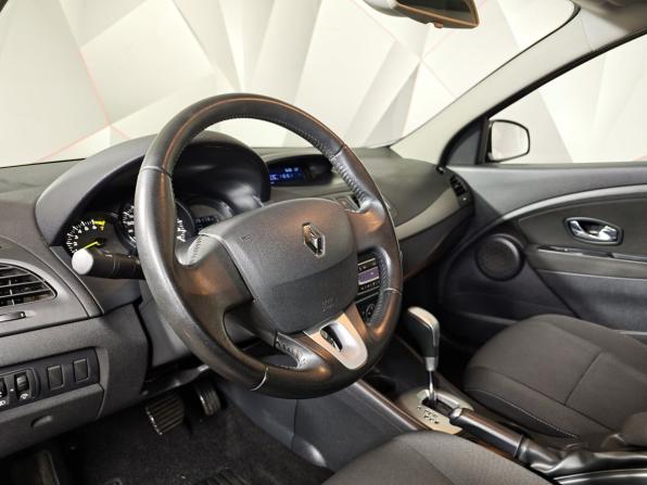 Renault Megane III Рестайлинг с пробегом 2012 года, цена 797 000 рублей, 139170 км, хэтчбек, Автокод Объявления