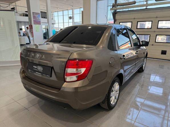Lada (ВАЗ) Granta I Рестайлинг с пробегом 2022 года, цена 753 900 рублей, 31422 км, седан, Автокод Объявления