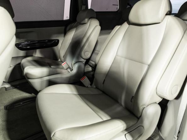 Kia Carnival III с пробегом 2020 года, цена 2 970 000 рублей, 134720 км, минивэн, Автокод Объявления