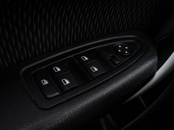 BMW 1 серии II (F20/F21) с пробегом 2012 года, цена 970 000 рублей, 151847 км, хэтчбек, Автокод Объявления