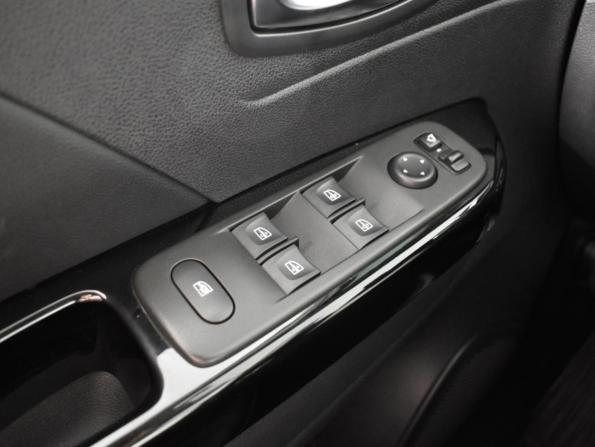 Renault Kaptur I Рестайлинг с пробегом 2020 года, цена 1 789 900 рублей, 51316 км, внедорожник, Автокод Объявления