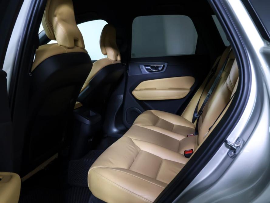 Volvo XC60 II Москва  - изображение 12