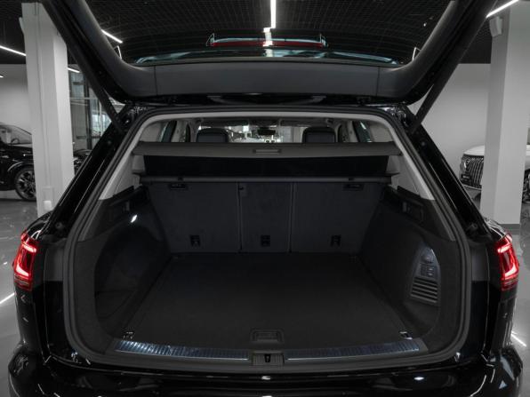 Volkswagen Touareg III Рестайлинг с пробегом 2025 года, цена 8 250 000 рублей, 50 км, внедорожник, Автокод Объявления