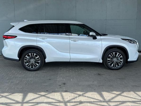 Toyota Highlander IV (XU70) с пробегом 2026 года, цена 5 600 000 рублей, 20 км, внедорожник, Автокод Объявления