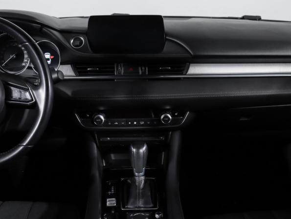 Mazda 6 III (GJ) Рестайлинг 2 с пробегом 2019 года, цена 2 160 000 рублей, 98679 км, седан, Автокод Объявления