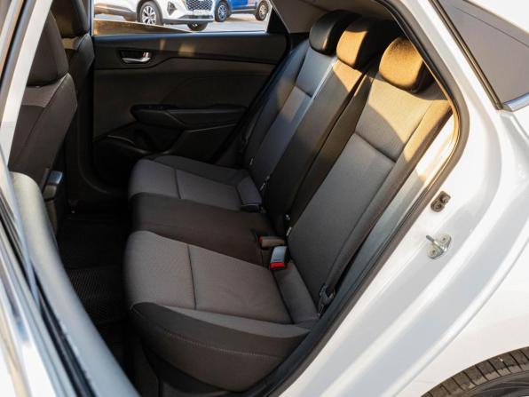 Hyundai Solaris II с пробегом 2018 года, цена 1 450 000 рублей, 140680 км, седан, Автокод Объявления