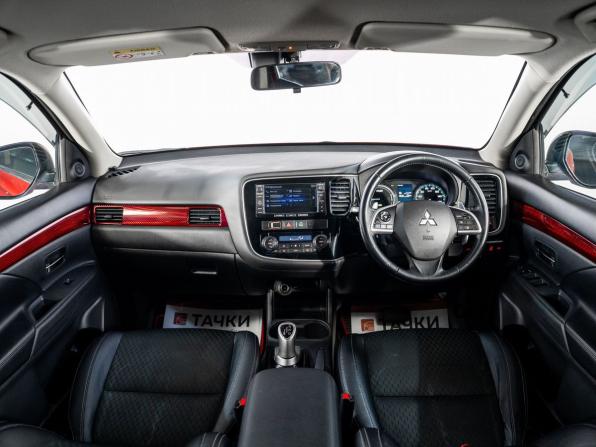 Mitsubishi Outlander III Рестайлинг с пробегом 2014 года, цена 1 649 500 рублей, 228369 км, внедорожник, Автокод Объявления