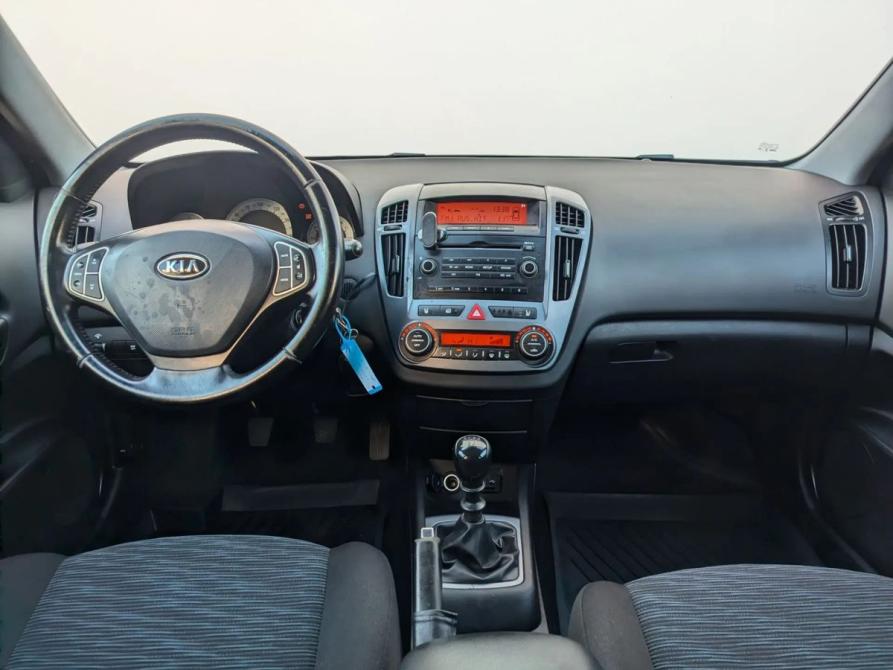 Kia Ceed I Москва  - изображение 9