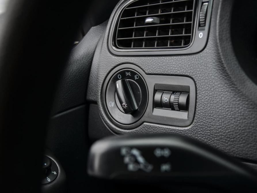 Volkswagen Polo V Курган  - изображение 18