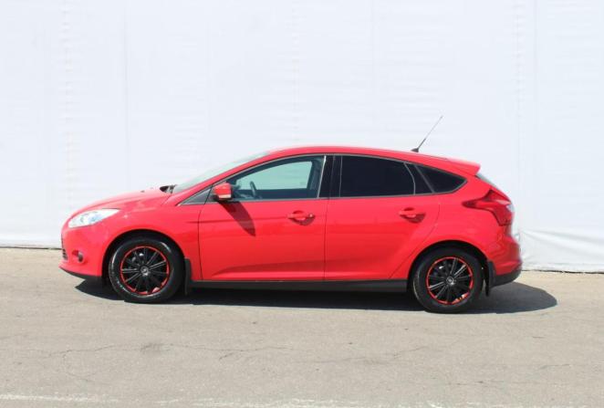 Ford Focus III с пробегом 2012 года, цена 850 000 рублей, 92426 км, хэтчбек, Автокод Объявления