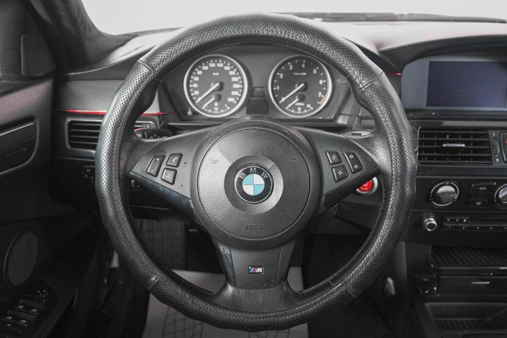 BMW 5 серии V (E60/E61) Рестайлинг Кемерово  - изображение 16