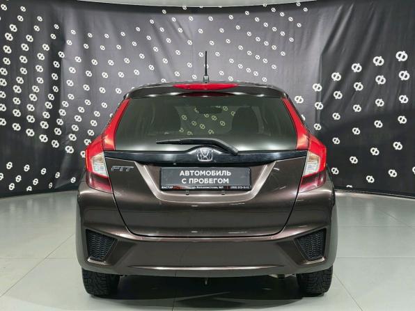 Honda Fit III с пробегом 2016 года, цена 979 000 рублей, 124850 км, хэтчбек, Автокод Объявления
