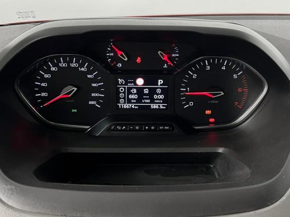 Peugeot Rifter I с пробегом 2019 года, цена 2 199 900 рублей, 116674 км, компактвэн, Автокод Объявления