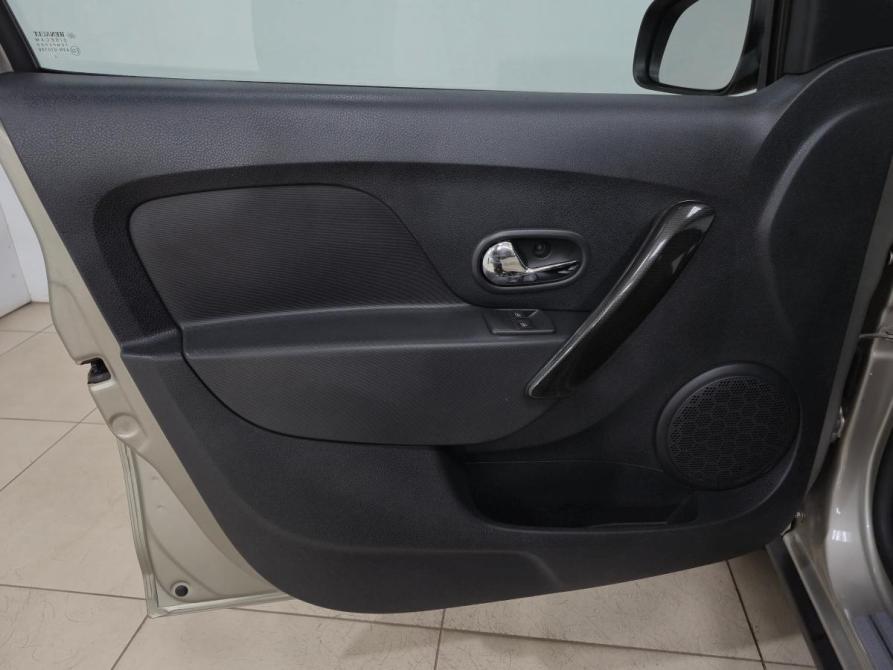 Renault Logan II Рестайлинг Альметьевск  - изображение 9