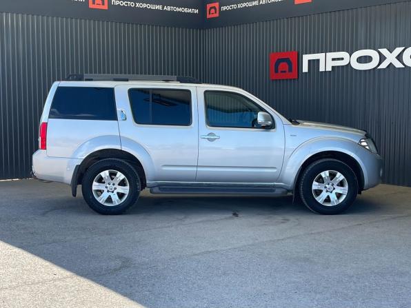 Nissan Pathfinder III Рестайлинг с пробегом 2010 года, цена 1 047 000 рублей, 280666 км, внедорожник, Автокод Объявления