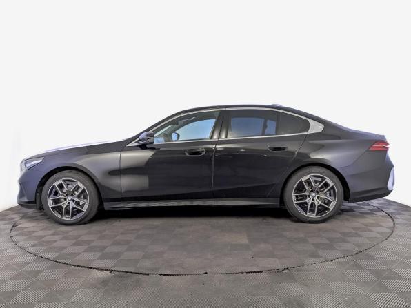 BMW 5 серии VIII (G60/G61/G68) с пробегом 2023 года, цена 7 150 000 рублей, 42353 км, седан, Автокод Объявления