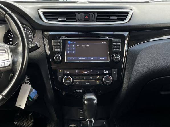 Nissan Qashqai II с пробегом 2016 года, цена 1 590 000 рублей, 131219 км, внедорожник, Автокод Объявления
