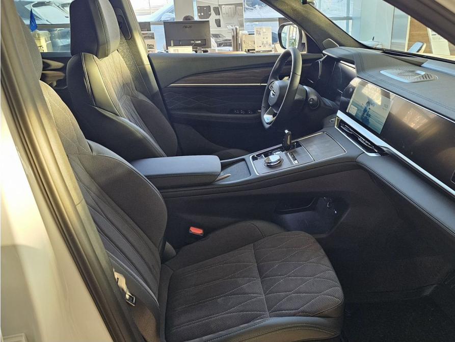 Geely Monjaro I Москва  - изображение 9