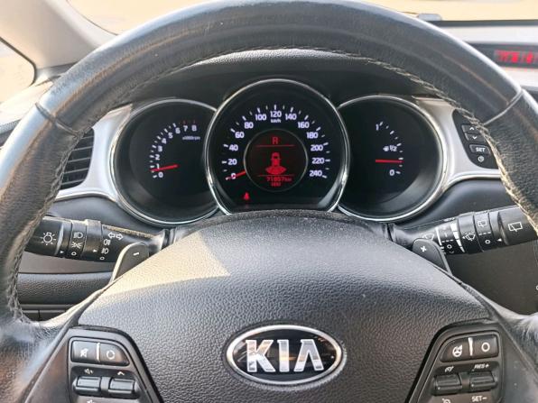 Kia Ceed II Рестайлинг с пробегом 2015 года, цена 1 349 000 рублей, 72000 км, хэтчбек, Автокод Объявления