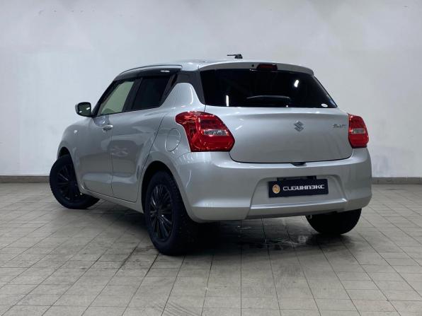 Suzuki Swift V с пробегом 2019 года, цена 1 160 000 рублей, 118496 км, хэтчбек, Автокод Объявления