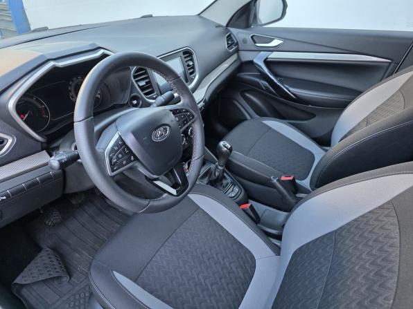 Lada (ВАЗ) Vesta I Рестайлинг (NG) с пробегом 2023 года, цена 990 000 рублей, 101658 км, седан, Автокод Объявления