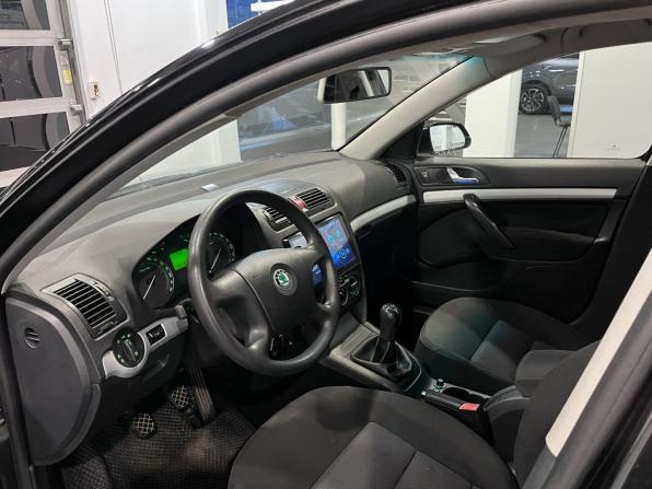 Skoda Octavia II (A5) с пробегом 2006 года, цена 573 000 рублей, 245166 км, универсал, Автокод Объявления