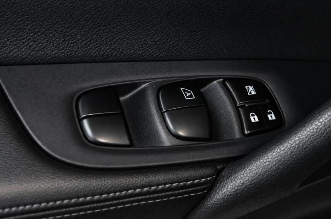 Nissan X-Trail III с пробегом 2016 года, цена 1 389 000 рублей, 245889 км, внедорожник, Автокод Объявления