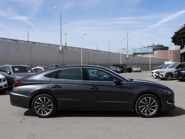 Hyundai Sonata VIII (DN8) с пробегом 2022 года, цена 2 710 000 рублей, 68300 км, седан, Автокод Объявления