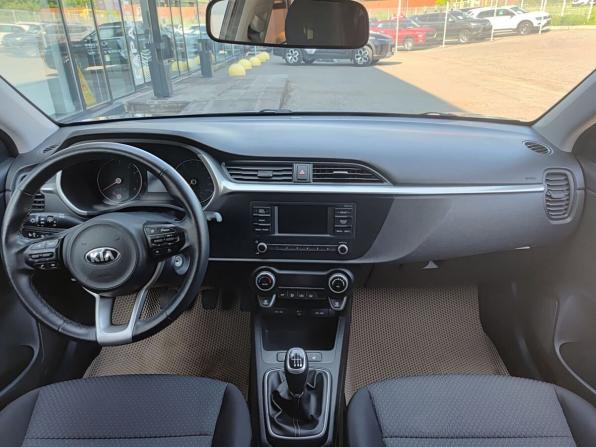 Kia Rio IV Рестайлинг с пробегом 2021 года, цена 1 530 900 рублей, 77500 км, седан, Автокод Объявления