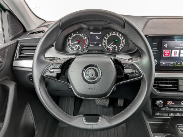 Skoda Rapid II с пробегом 2022 года, цена 2 100 000 рублей, 21714 км, лифтбек, Автокод Объявления