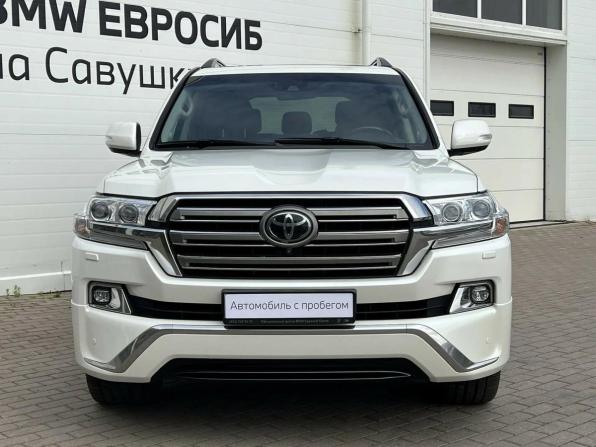 Toyota Land Cruiser 200 Series Рестайлинг 2 с пробегом 2018 года, цена 6 799 000 рублей, 190000 км, внедорожник, Автокод Объявления