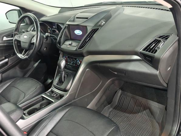 Ford Kuga II Рестайлинг с пробегом 2017 года, цена 1 340 000 рублей, 190678 км, внедорожник, Автокод Объявления
