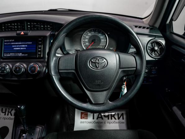 Toyota Corolla XI (E160 E170) Рестайлинг 2 с пробегом 2019 года, цена 1 075 000 рублей, 186657 км, седан, Автокод Объявления