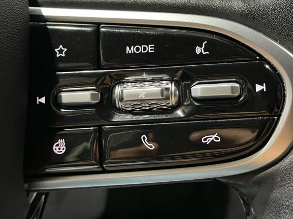 Omoda C5 I с пробегом 2023 года, цена 1 670 000 рублей, 41320 км, внедорожник, Автокод Объявления