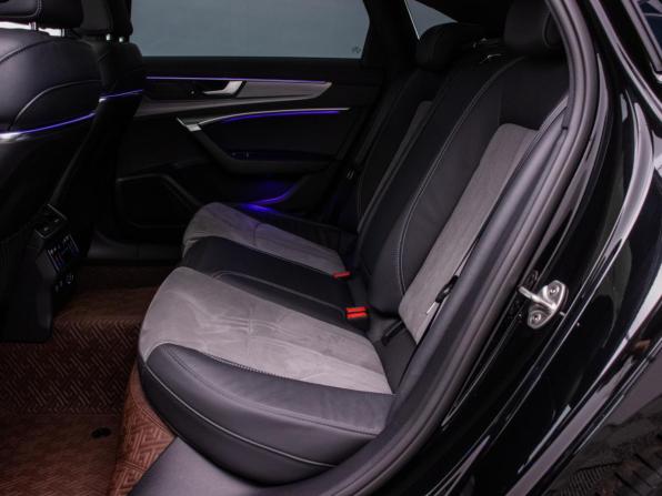 Audi A6 V (C8) Рестайлинг с пробегом 2023 года, цена 5 490 000 рублей, 23500 км, седан, Автокод Объявления