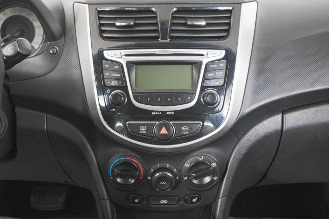 Hyundai Solaris I с пробегом 2011 года, цена 879 000 рублей, 133000 км, хэтчбек, Автокод Объявления
