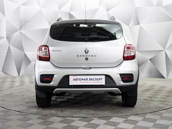 Renault Sandero II Рестайлинг с пробегом 2018 года, цена 950 000 рублей, 91000 км, хэтчбек, Автокод Объявления