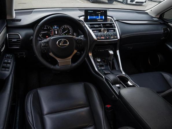 Lexus NX I с пробегом 2016 года, цена 2 550 000 рублей, 163032 км, внедорожник, Автокод Объявления