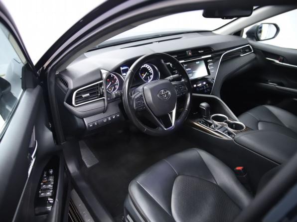 Toyota Camry VIII (XV70) с пробегом 2019 года, цена 2 850 000 рублей, 83637 км, седан, Автокод Объявления