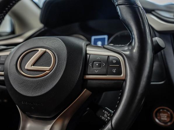 Lexus RX IV Рестайлинг с пробегом 2020 года, цена 4 180 000 рублей, 179577 км, внедорожник, Автокод Объявления