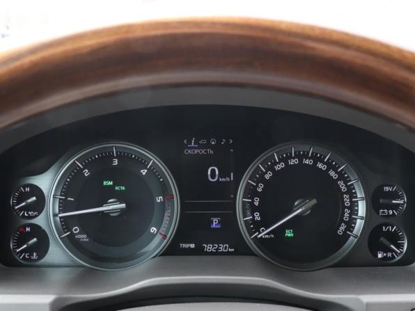 Toyota Land Cruiser 200 Series Рестайлинг 2 с пробегом 2016 года, цена 5 400 000 рублей, 227246 км, внедорожник, Автокод Объявления