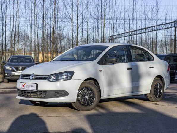 Volkswagen Polo V Рестайлинг с пробегом 2015 года, цена 645 000 рублей, 206010 км, седан, Автокод Объявления