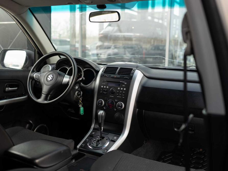Suzuki Grand Vitara II Рестайлинг Новосибирск  - изображение 10