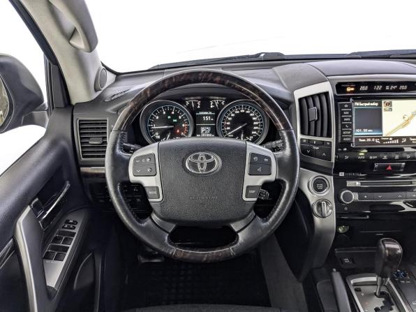 Toyota Land Cruiser 200 Series Рестайлинг 1 с пробегом 2012 года, цена 3 300 000 рублей, 291690 км, внедорожник, Автокод Объявления