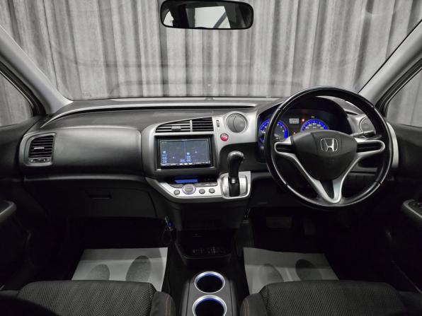 Honda Stream II Рестайлинг с пробегом 2009 года, цена 1 050 000 рублей, 125000 км, минивэн, Автокод Объявления