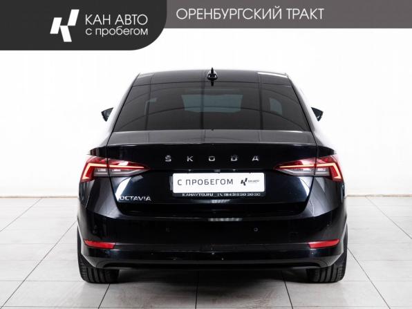 Skoda Octavia IV (A8) с пробегом 2021 года, цена 2 220 000 рублей, 126116 км, лифтбек, Автокод Объявления