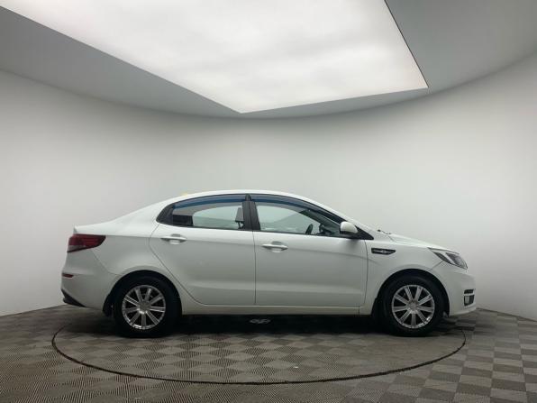 Kia Rio III Рестайлинг с пробегом 2015 года, цена 685 000 рублей, 232505 км, седан, Автокод Объявления