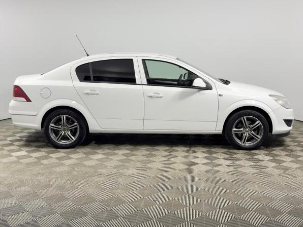 Opel Astra H Рестайлинг с пробегом 2011 года, цена 485 200 рублей, 250510 км, седан, Автокод Объявления