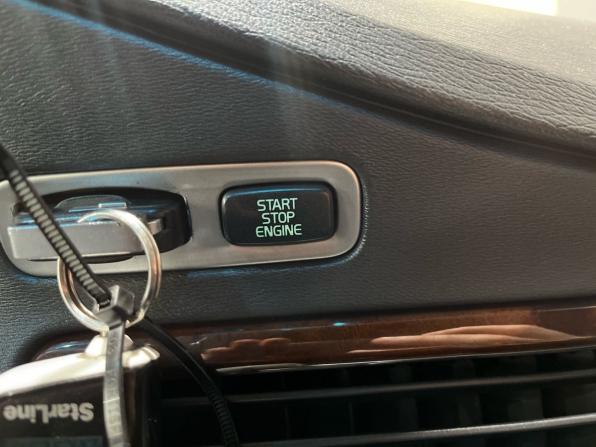 Volvo S80 II Рестайлинг с пробегом 2010 года, цена 1 050 000 рублей, 245718 км, седан, Автокод Объявления